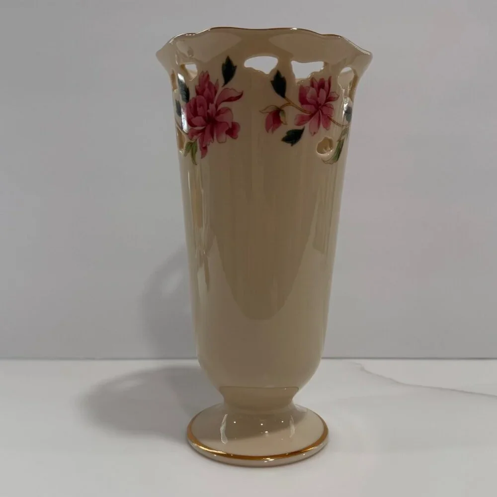 Vintage USA Lenox Barrington Pierced Footed Vase Porcelain Floral Gold‎ Trim